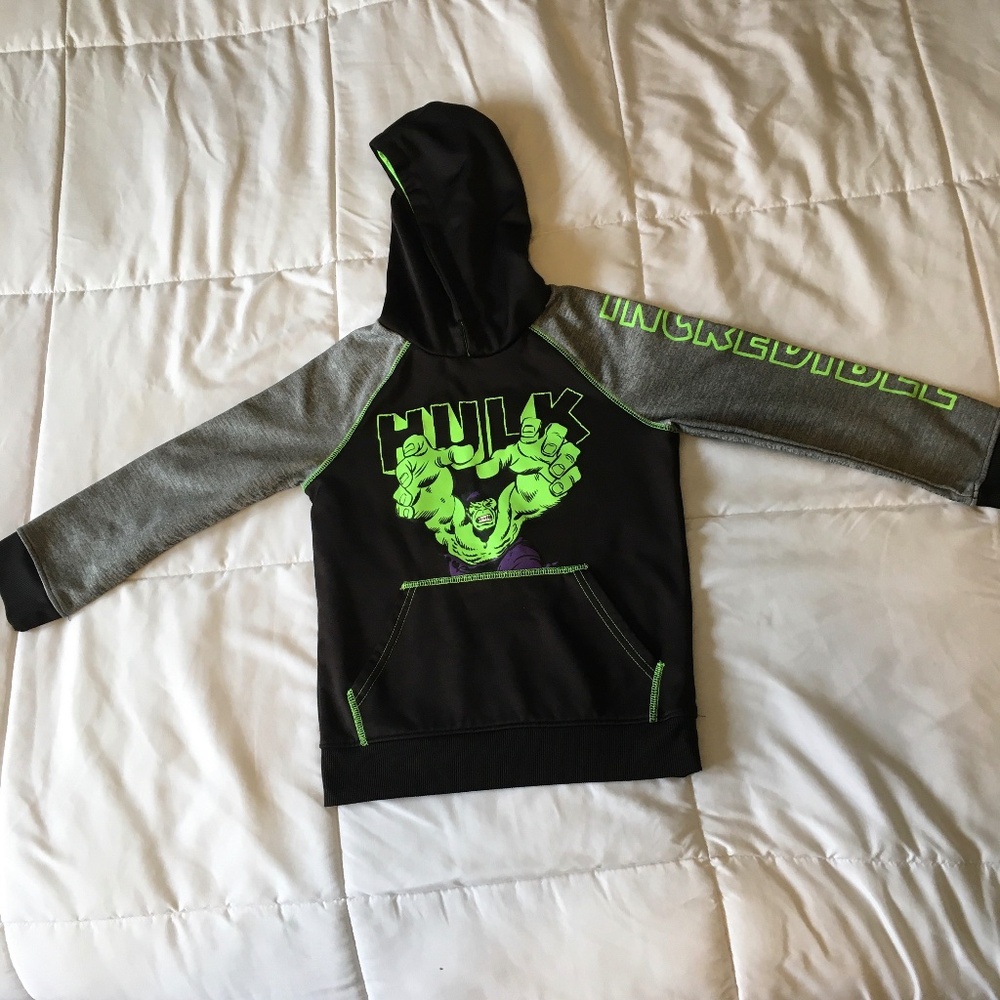 Marvel Comics Hulk sweatshirt kids size 7